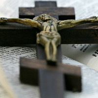 04201914areligioussymbolsquebec